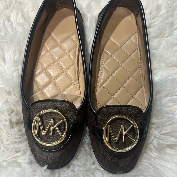 Michael Kors Brown Flats - Picture 1 of 3